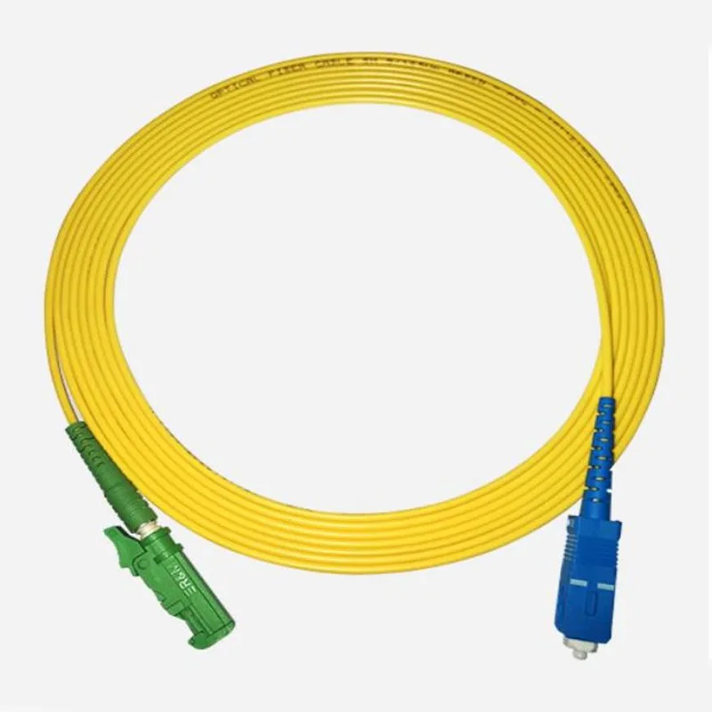 Cabo redondo de 3 mm E2000/APC-SC/UPC Cords